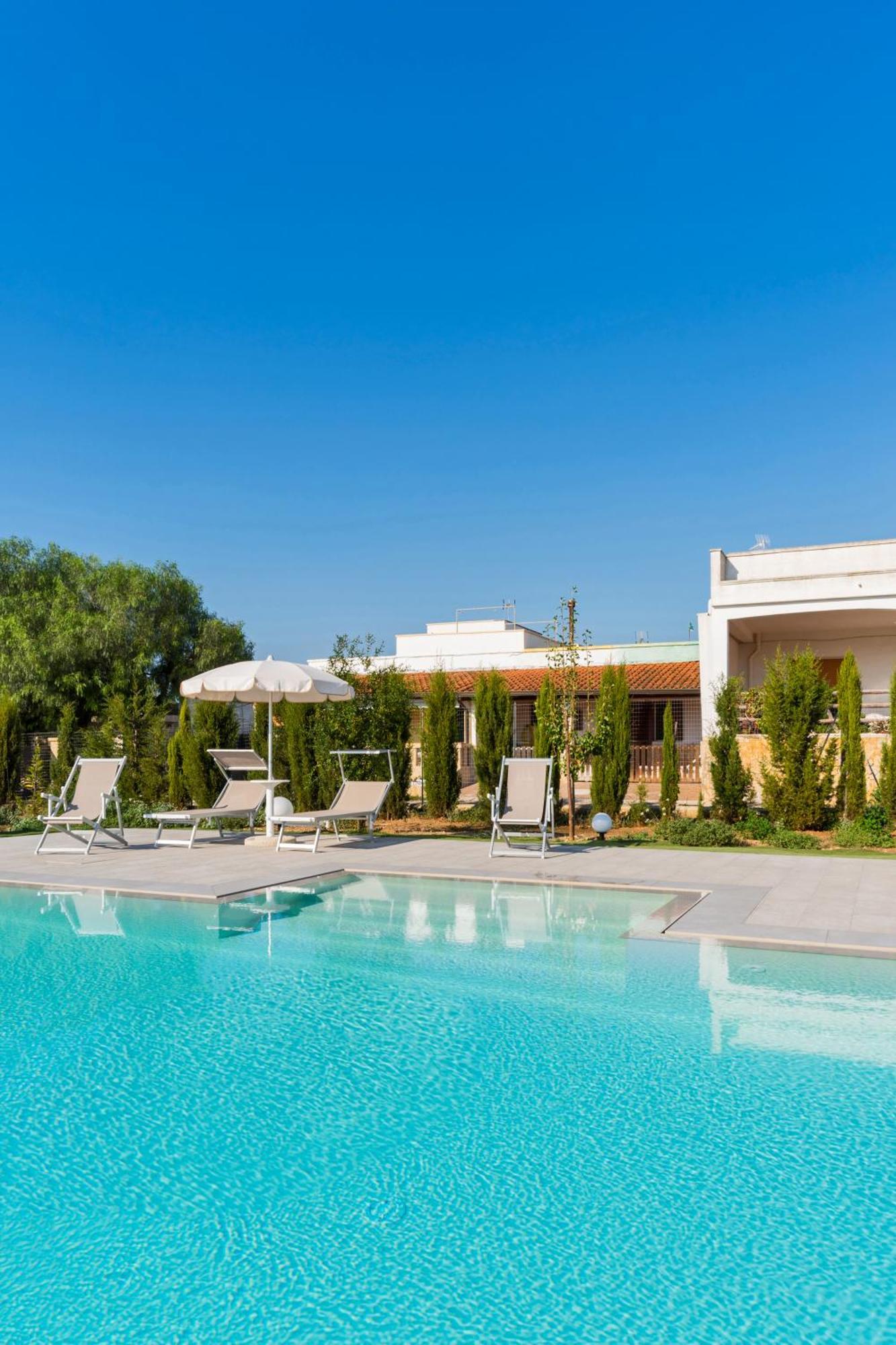 Green Sea Villas Торре-Сан-Джованні-Удженто Екстер'єр фото